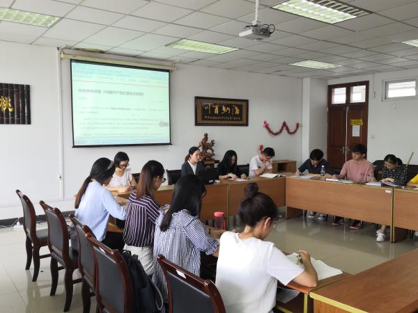 新闻学院各支部开展警示教育专题组织生活会