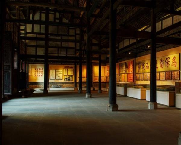 新闻学院：失落的古建筑保护